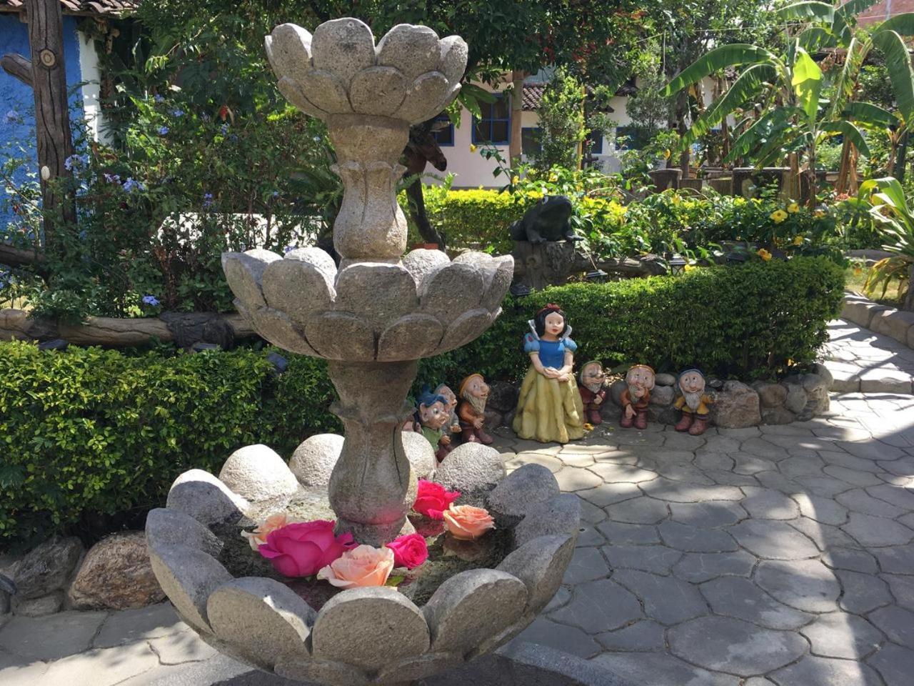Hostal Jardin Escondido فيلكابامبا المظهر الخارجي الصورة