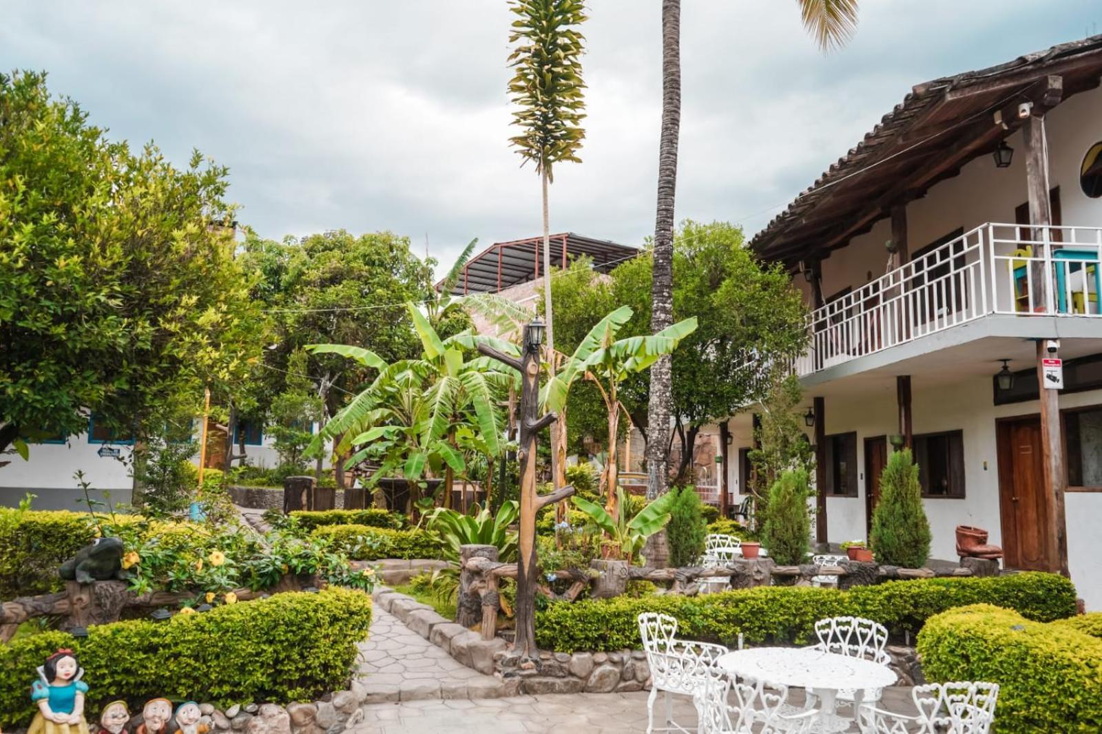 Hostal Jardin Escondido فيلكابامبا المظهر الخارجي الصورة